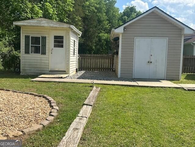 40 Honeyberry Lane, Rossville, GA 30741