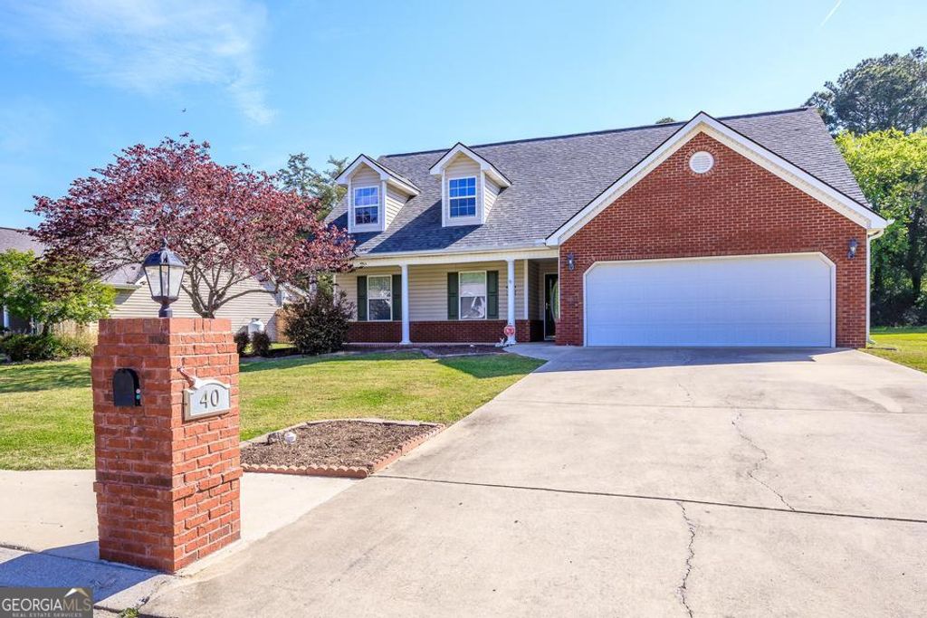 40 Honeyberry Lane, Rossville, GA 30741
