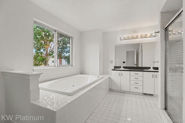 2613 Marcus Drive, Troy, MI 48083