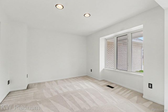 2613 Marcus Drive, Troy, MI 48083