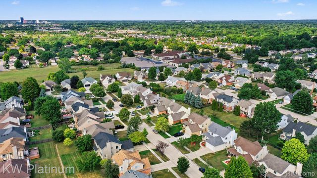 2613 Marcus Drive, Troy, MI 48083