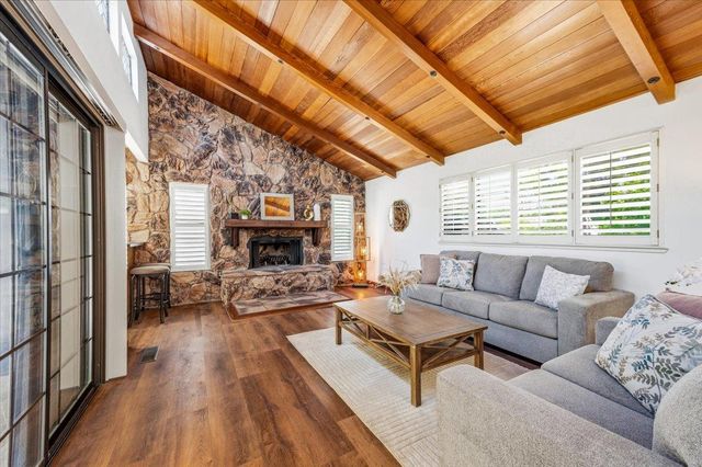 13895 Strawberry Cir, Penn Valley, CA 95946