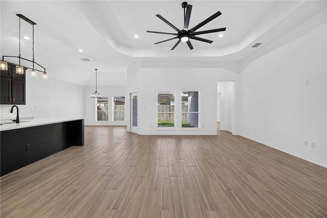 6853 La Salle Dr, Corpus Christi, TX 78414
