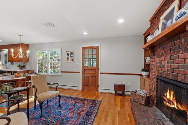 25 Karlton Circle, Andover, MA 01810
