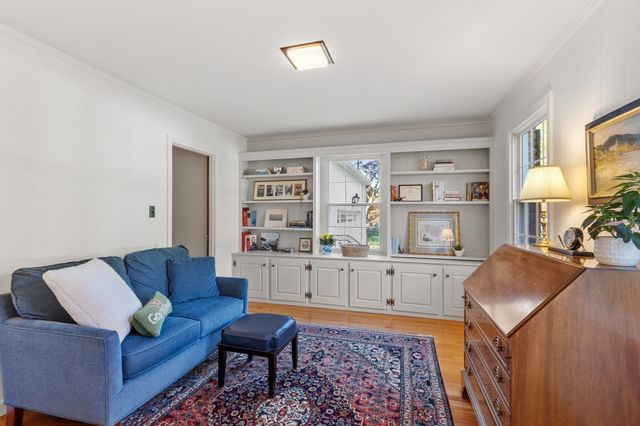 25 Karlton Circle, Andover, MA 01810