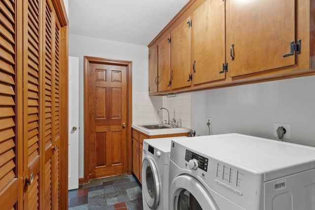 25 Karlton Circle, Andover, MA 01810