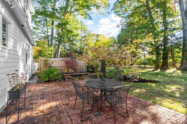 25 Karlton Circle, Andover, MA 01810