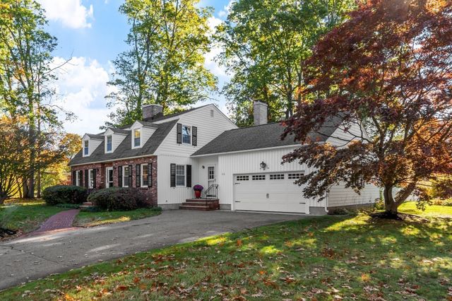25 Karlton Circle, Andover, MA 01810