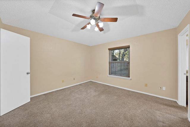 2117 Chapel Downs Drive, Arlington, TX 76017