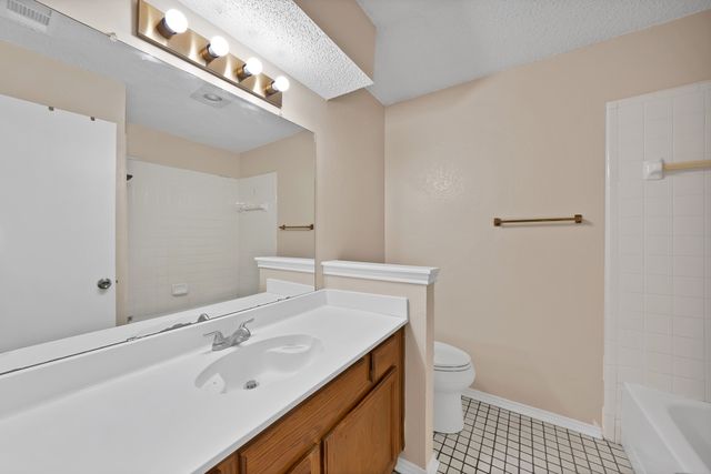 2117 Chapel Downs Drive, Arlington, TX 76017