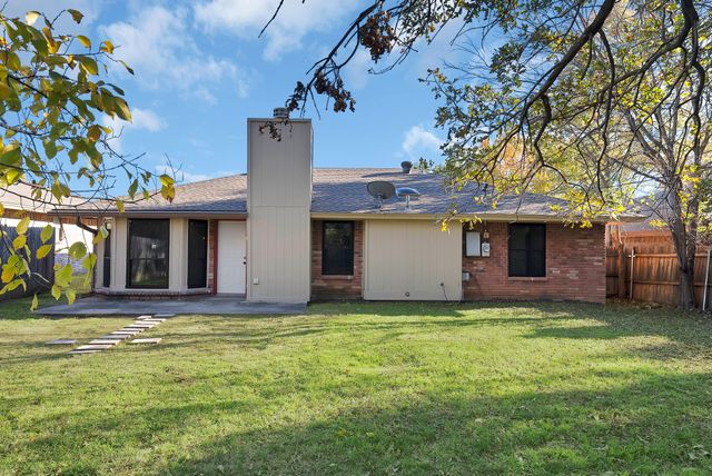 2117 Chapel Downs Drive, Arlington, TX 76017