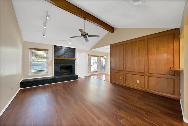 2117 Chapel Downs Drive, Arlington, TX 76017