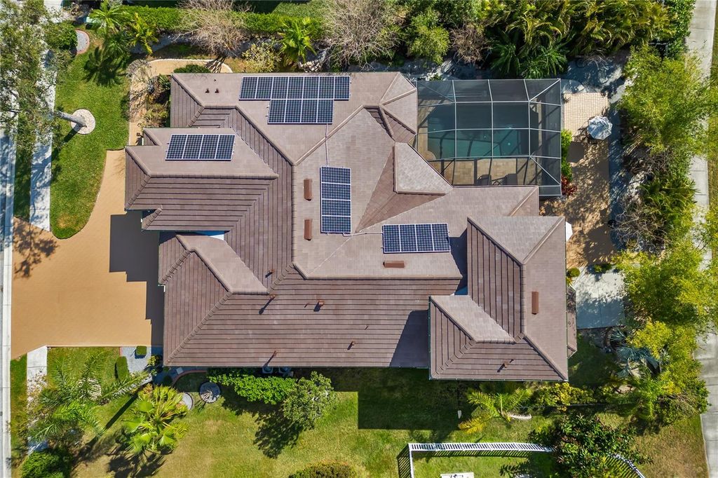 Image 41 of property listing at 12810 DAISY PLACE, Bradenton, FL 34212