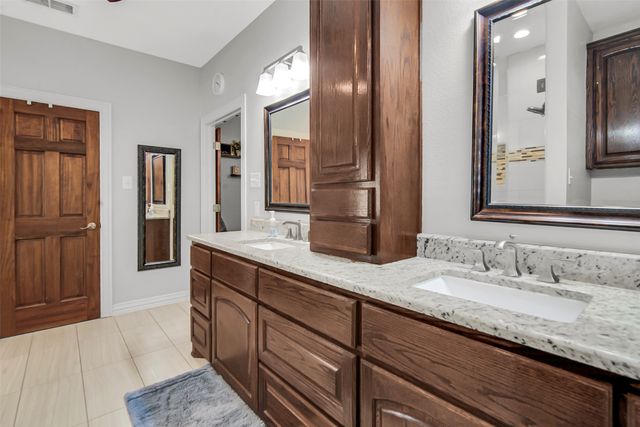 27 Brad Court, Van Alstyne, TX 75495
