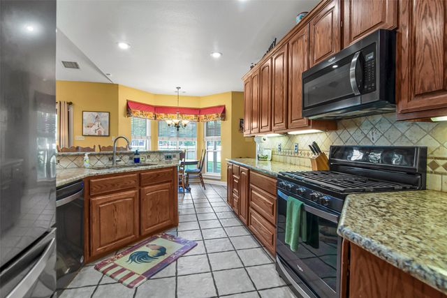 27 Brad Court, Van Alstyne, TX 75495