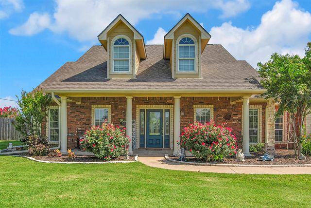 27 Brad Court, Van Alstyne, TX 75495