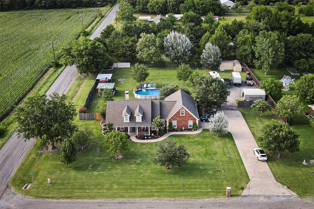27 Brad Court, Van Alstyne, TX 75495