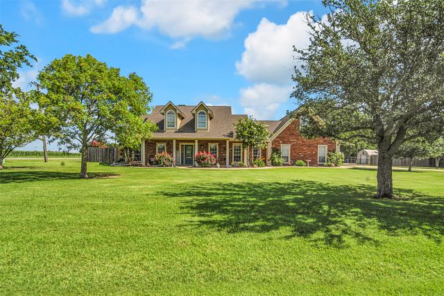 27 Brad Court, Van Alstyne, TX 75495