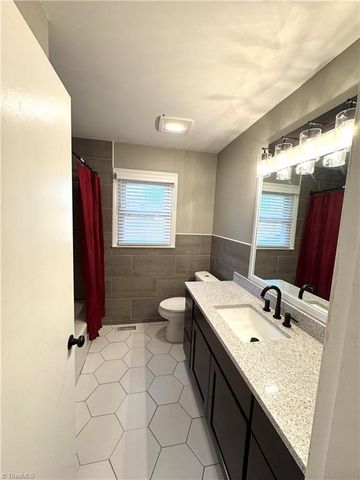 605 Bessie Street, Kernersville, NC 27284