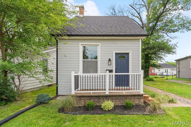 608 N 17th Street, Belleville, IL 62226