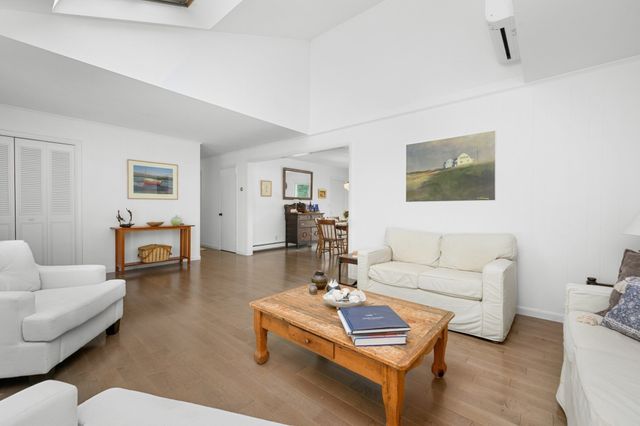 215 Cove View Rd, Wellfleet, MA 02667