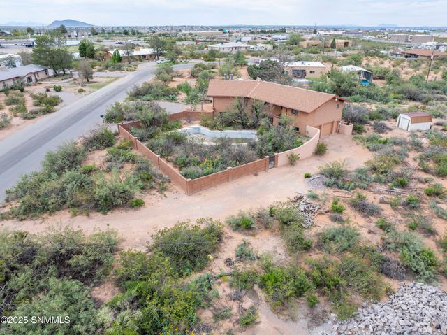 5775 Shadow Hills Road, Las Cruces, NM 88012