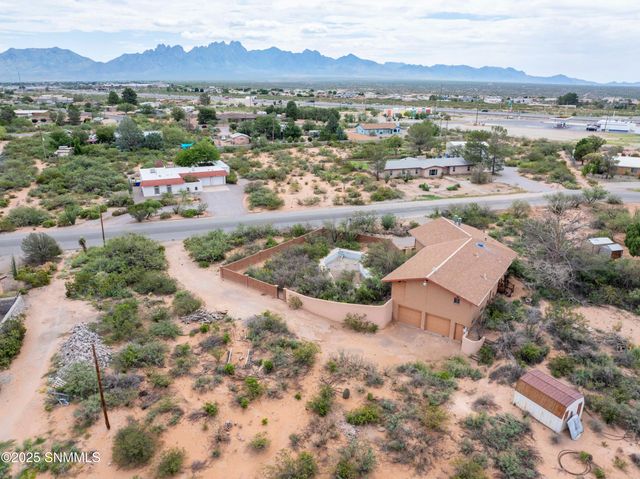 5775 Shadow Hills Road, Las Cruces, NM 88012