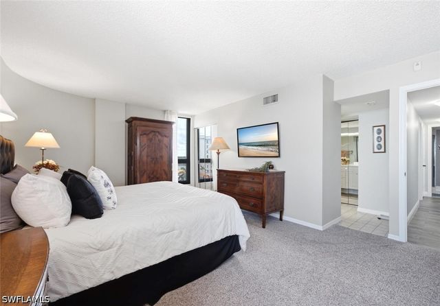 3215 Gulf Shore BLVD N 508N, Naples, FL 34103