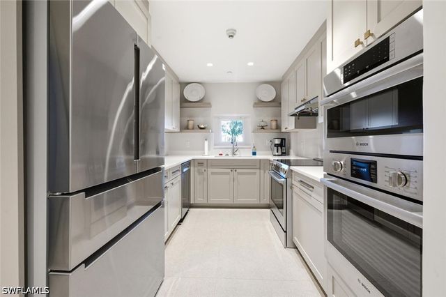 3215 Gulf Shore BLVD N 508N, Naples, FL 34103