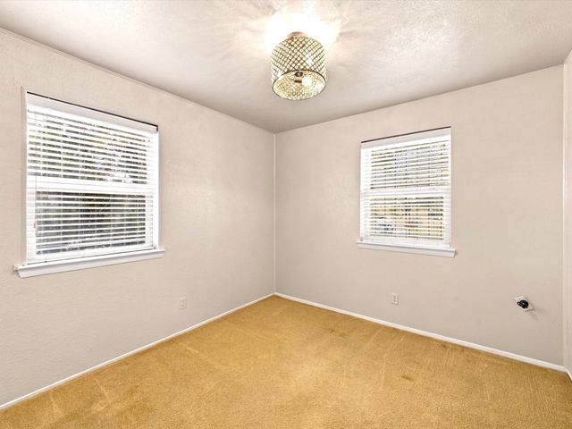 1041 Tuskegee Street, Grand Prairie, TX 75051
