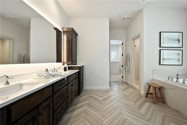 14615 Linden Street, Overland Park, KS 66224