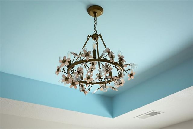 14615 Linden Street, Overland Park, KS 66224