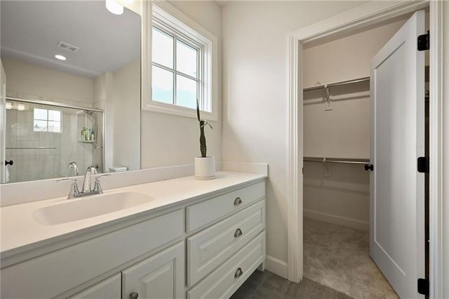 14615 Linden Street, Overland Park, KS 66224