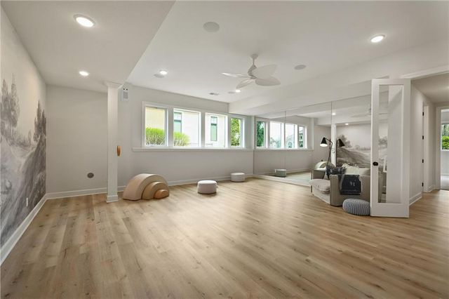 14615 Linden Street, Overland Park, KS 66224