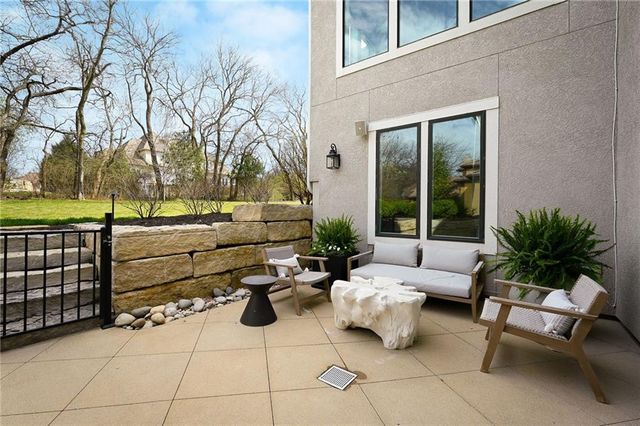 14615 Linden Street, Overland Park, KS 66224