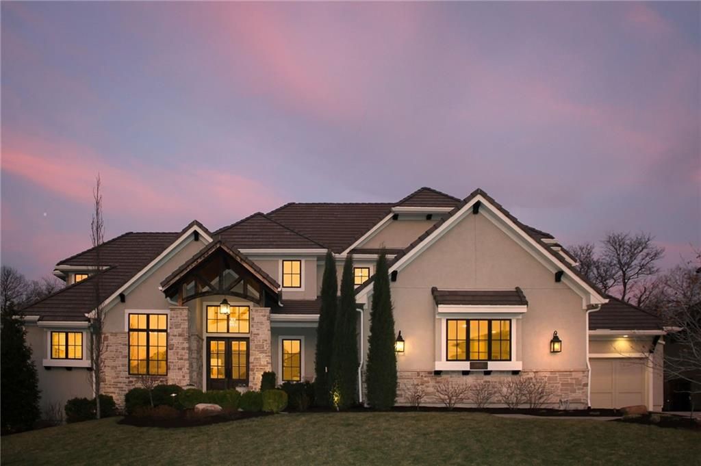 14615 Linden Street, Overland Park, KS 66224