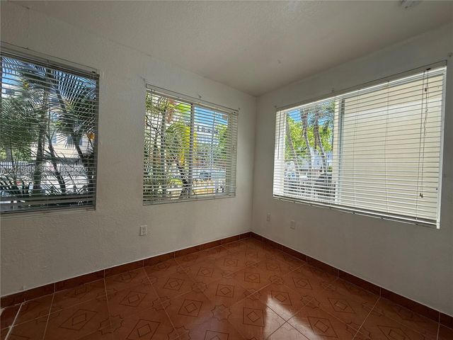 746 SW 2nd St 1, Miami, FL 33130