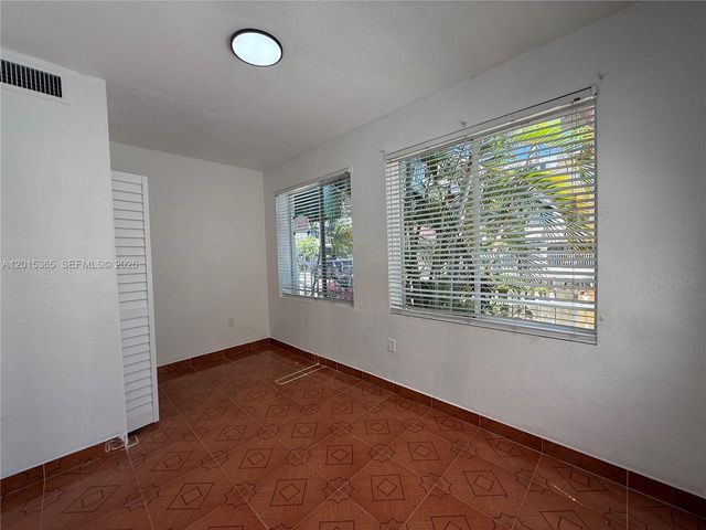 746 SW 2nd St 1, Miami, FL 33130
