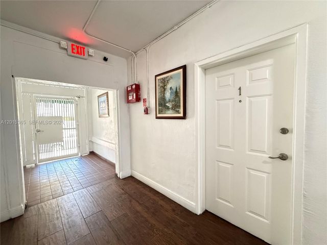 746 SW 2nd St 1, Miami, FL 33130