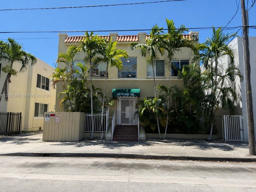 746 SW 2nd St 1, Miami, FL 33130