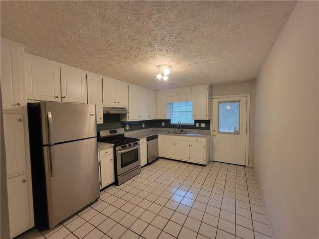 6286 Love Street B, Austell, GA 30168