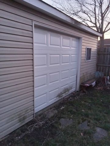 3307 W 37th Place, Chicago, IL 60632