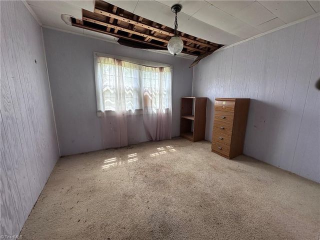 5618 Farmstead Road, Seagrove, NC 27341