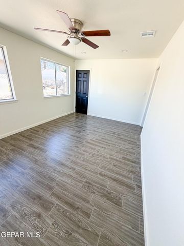 229 GRANADA Avenue, El Paso, TX 79912