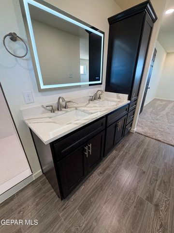 229 GRANADA Avenue, El Paso, TX 79912