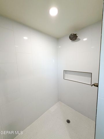 229 GRANADA Avenue, El Paso, TX 79912