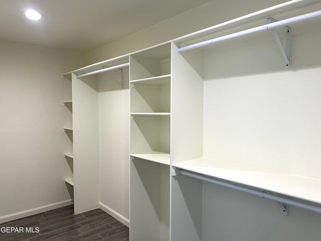 229 GRANADA Avenue, El Paso, TX 79912