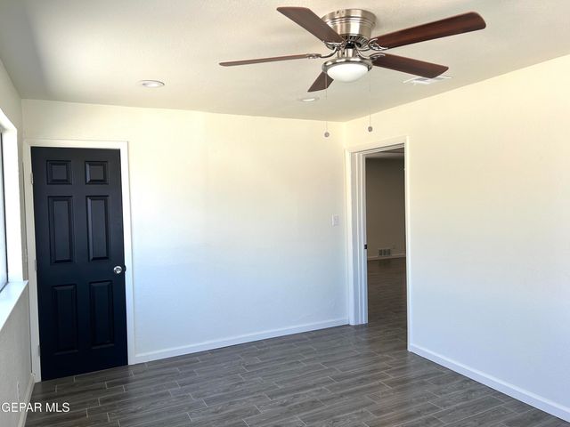 229 GRANADA Avenue, El Paso, TX 79912