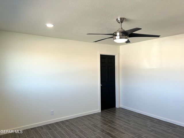 229 GRANADA Avenue, El Paso, TX 79912