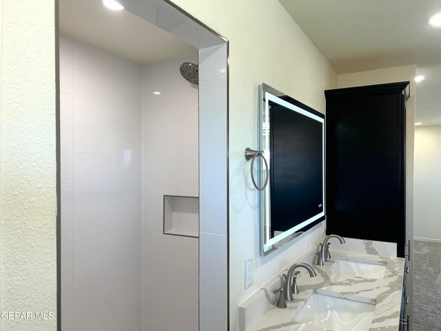 229 GRANADA Avenue, El Paso, TX 79912